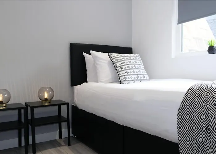 The Kop End Hotel By Serviced Living Liverpool
